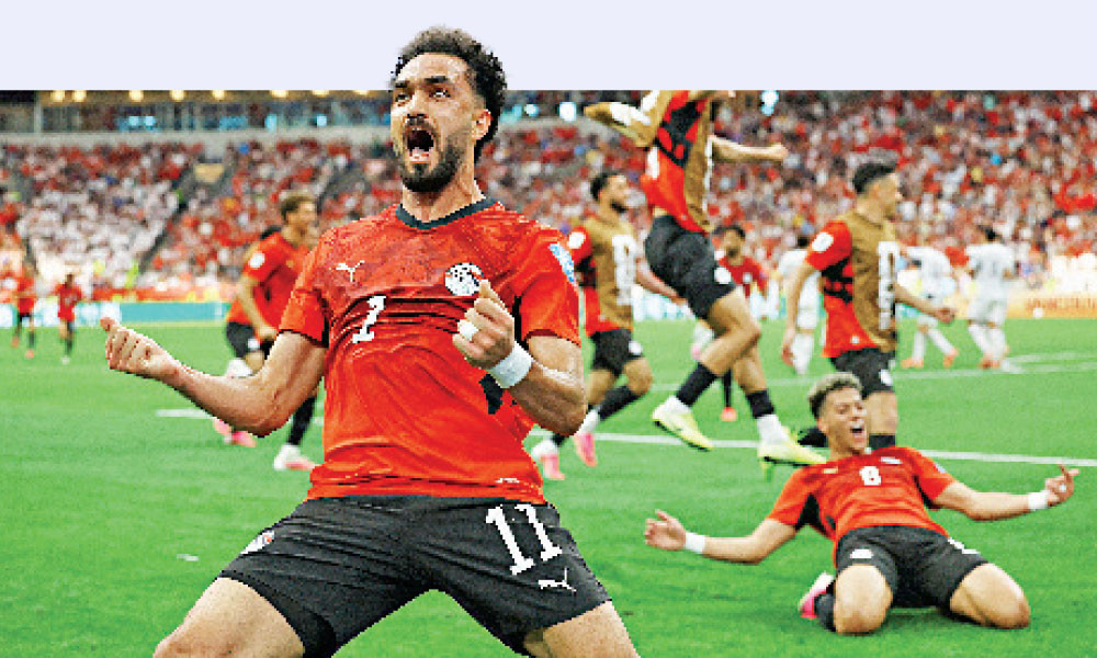 অপ্রত্যাশিত ডাকে নায়ক জিকো