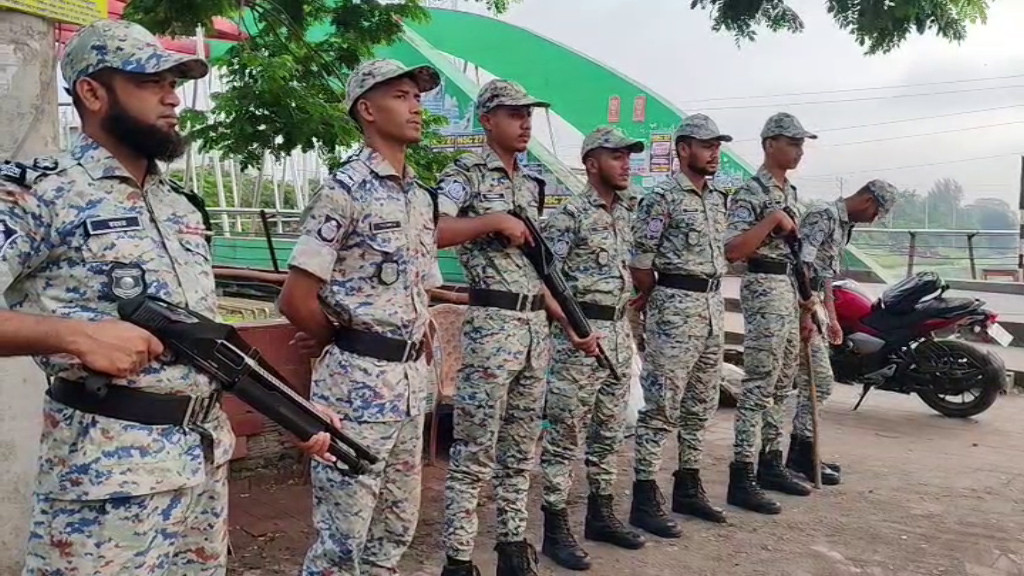 আ. লীগের প্রতিষ্ঠাবার্ষিকী ঘিরে গোপালগঞ্জে প্রশাসনের কড়া নজরদারি