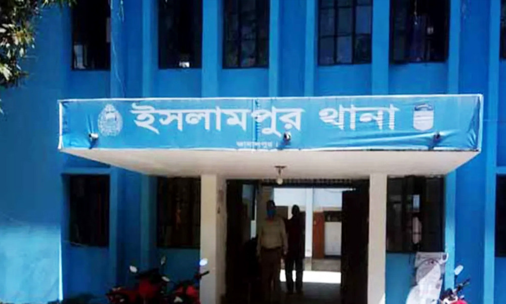 মাছের ঘেরে পড়ে থাকা লাগেজে মিলল যুবকের মরদেহ