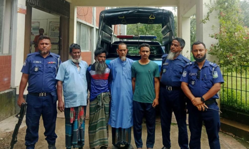 হালুয়াঘাটে মাদকবিরোধী অভিযানে ৪ জনের কারাদণ্ড