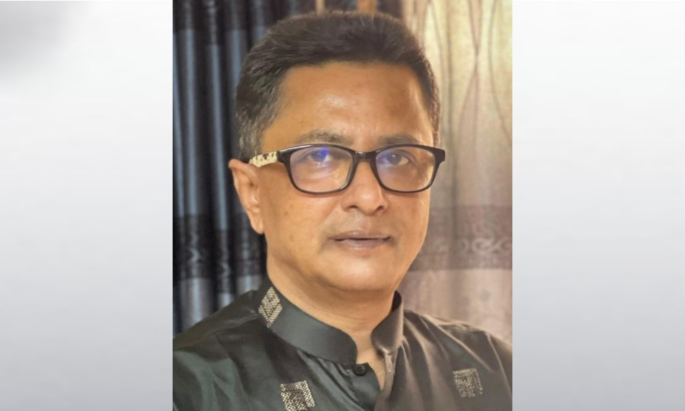মনিপুর উচ্চ বিদ্যালয় ও কলেজের গভর্নিং বডির সভাপতি মানিক