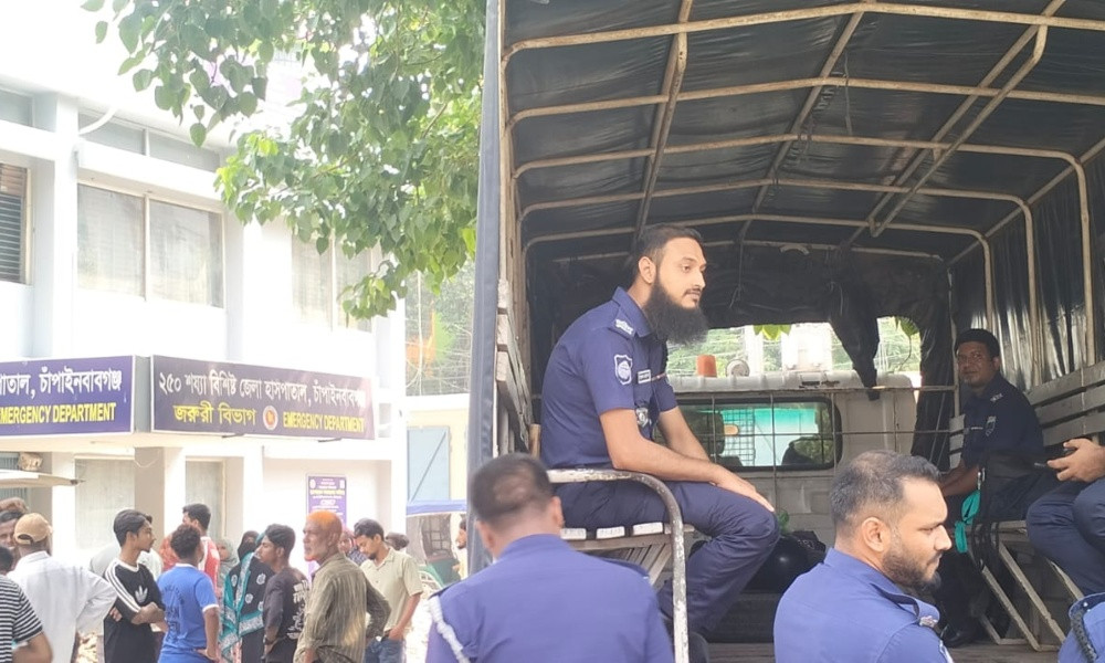চাঁপাইনবাবগঞ্জে বন্ধুর ছুরিকাঘাতে যুবক নিহত