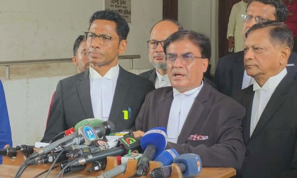 ১৮ আইন কর্মকর্তার পদত্যাগ টোটালি পলিটিক্যাল স্টান্টবাজি : ব্যারিস্টার বাদল