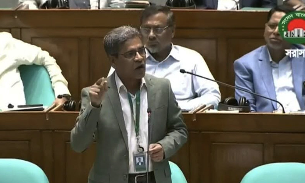 সমাজকল্যাণমন্ত্রীকে নানা বাড়ির দিকে নজর দিতে বললেন স্পিকার
