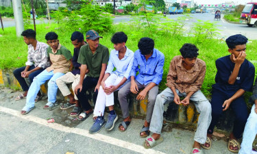 ঝটিকা মিছিলের প্রস্তুতির সময় নারায়ণগঞ্জে ছাত্রলীগের ১২ সদস্য গ্রেপ্তার