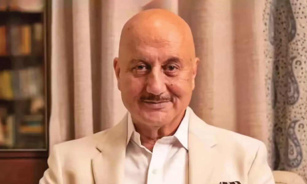 বাংলা ছবি প্রযোজনায় ফিরলেন অনুপম