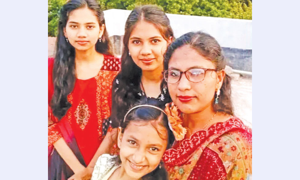 লক্ষ্মীপুরে ৫ হত্যার কারণ নিয়ে ধোঁয়াশা তদন্তে মাঠে পুলিশ