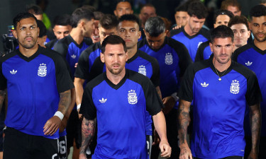 নকআউটে আর্জেন্টিনার পথ সহজ, ইউরোপের জায়ান্টদের কঠিন সমীকরণ