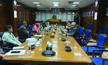 বাংলাদেশ ব্যাংক গভর্নরের সঙ্গে সিএসই প্রতিনিধিদলের সাক্ষাৎ