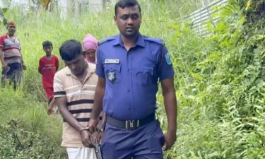 মাদারীপুরে বাড়ির উঠানে পুঁতে রাখা ১১৬৫ পিস ইয়াবা উদ্ধার, আটক ১