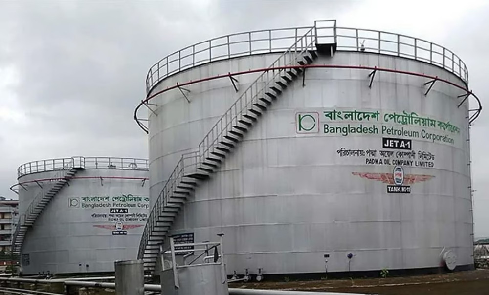 আজ দিনভর বন্ধ জ্বালানি তেল সরবরাহ, সচল থাকবে বিমানে জেট ফুয়েল