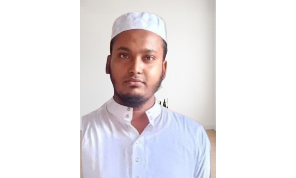 নামাজ পড়াতে যাওয়ার পথে মোটরসাইকেল থেকে পড়ে খতিবের মৃত্যু
