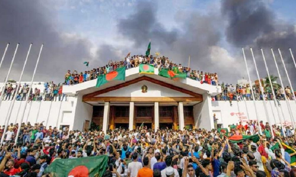 জুলাই চেতনা বনাম জুলাই নিয়ে ব্যবসা
