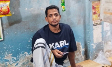 মাদক বিক্রিতে বাধা, ছুরিকাঘাতে আহত যুবকের মৃত্যু