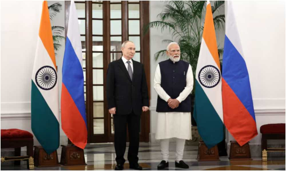জ্বালানি সংকট মোকাবিলায় ভারত থেকে পেট্রোল কিনছে রাশিয়া