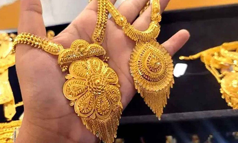 জেনে নিন আজকের সোনা-রুপার দাম