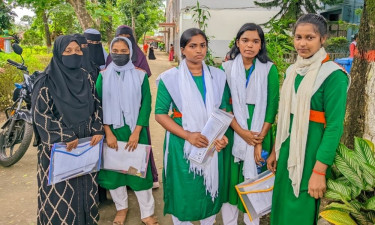 কর্তৃপক্ষের গাফিলতিতে প্রবেশপত্র আসেনি ৯ পরীক্ষার্থীর, ইউএনওর হস্তক্ষেপে পরীক্ষা