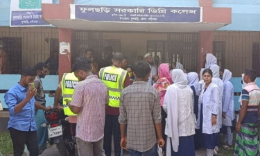 গাইবান্ধায় ভুল প্রশ্নপত্রে এইচএসসি পরীক্ষা, ক্ষোভে ফুঁসছেন শিক্ষার্থী-অভিভাবক