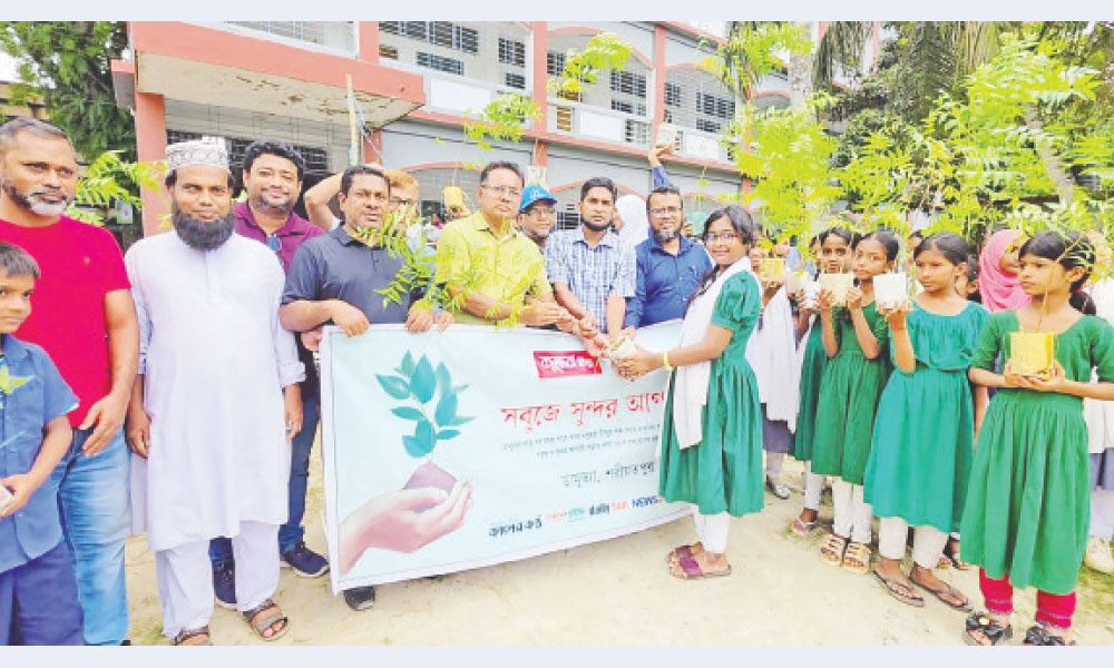 ডামুড্যা ও পীরগঞ্জে বৃক্ষরোপণ