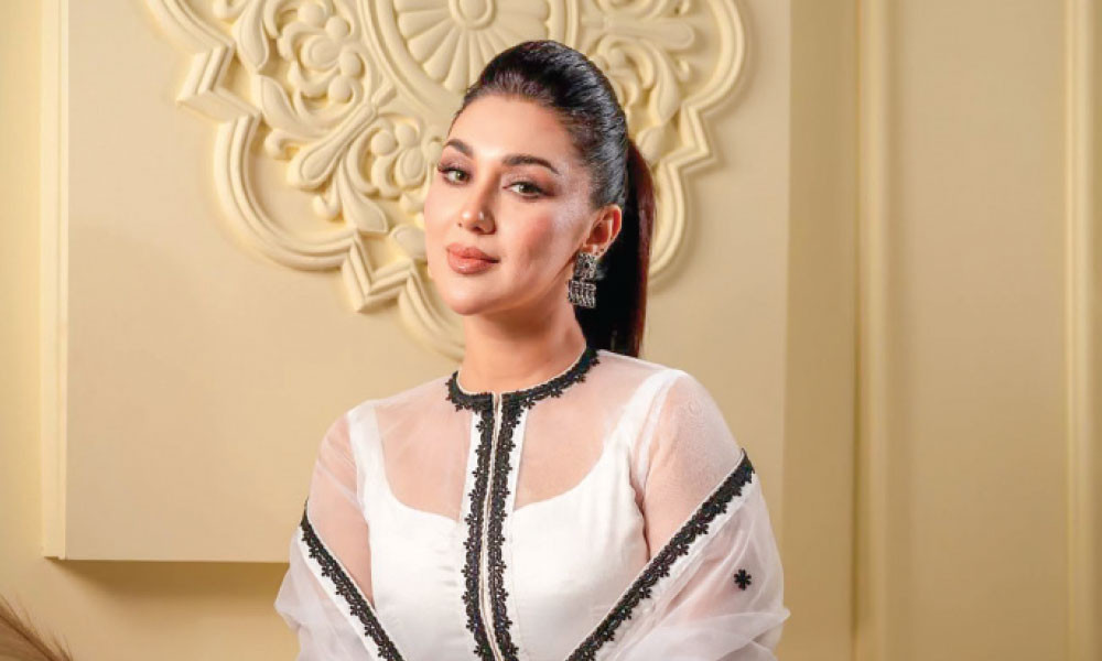 ‘শিকার’ করতে নেপাল যাবেন অপু
