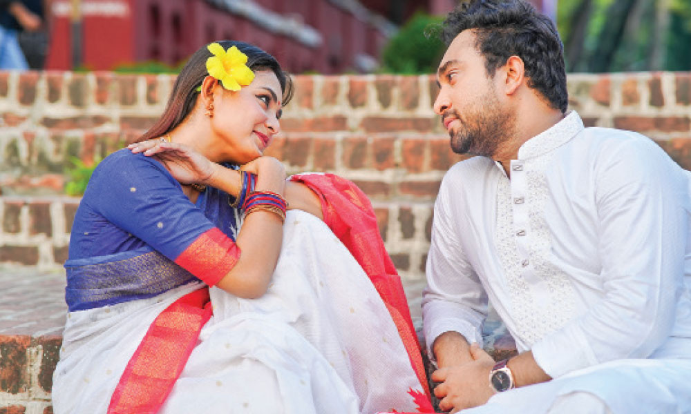 এবার তাঁদের ‘কাজল চোখের মেয়ে’