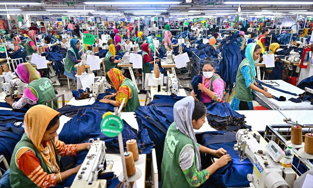 পোশাক খাতের রপ্তানি আয় কমেছে