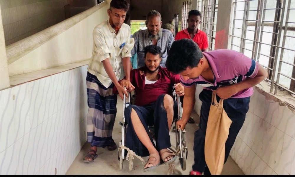 সিংড়ায় গণঅধিকার পরিষদের সভাপতিকে মারধর
