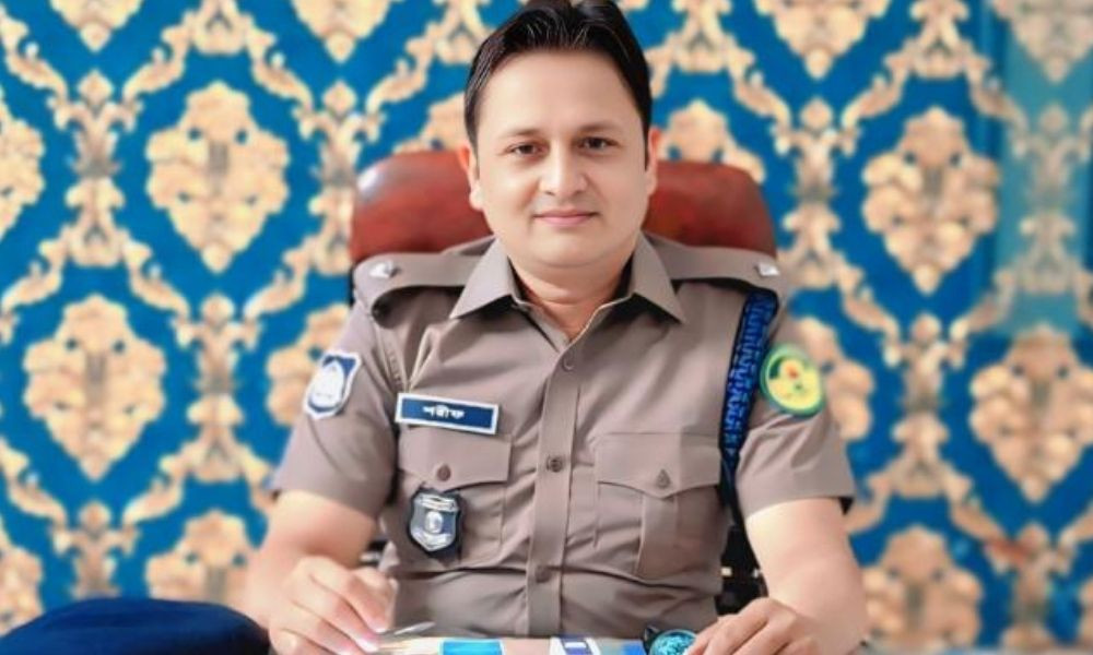 যোগদানের ১৭ দিনের মাথায় সিএমপির সদরঘাট থানার ওসি ক্লোজড