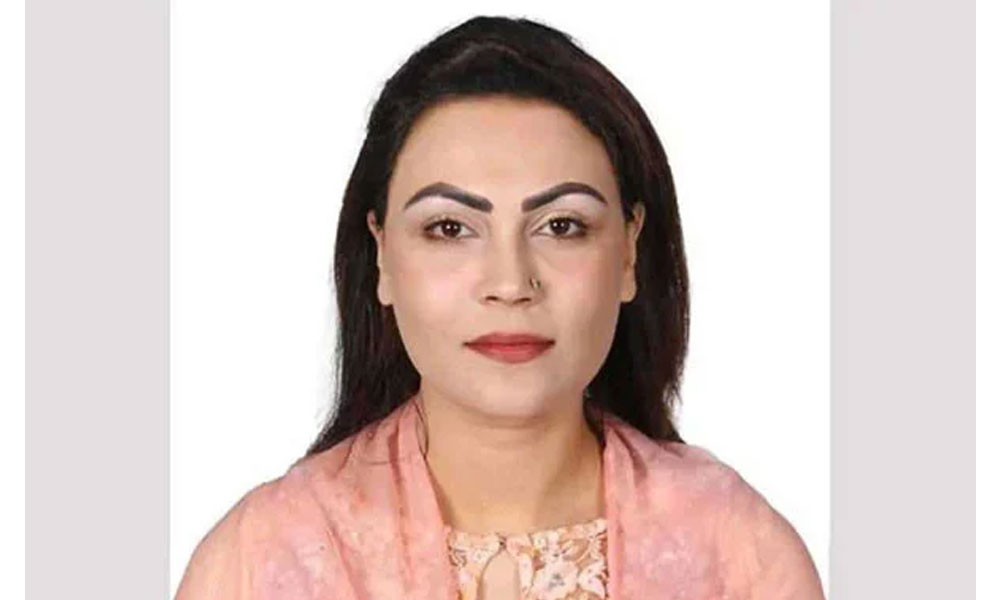 শিক্ষার চেয়ে আগ্রহ এখন রাজনীতি আর তদবিরে