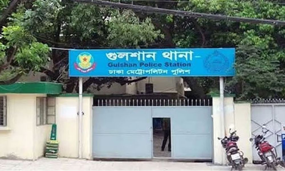 প্রধানমন্ত্রীর প্রতিরক্ষা উপদেষ্টার স্ত্রীকে নিয়ে ‘মানহানিকর পোস্ট’, গ্রেপ্তার ৪
