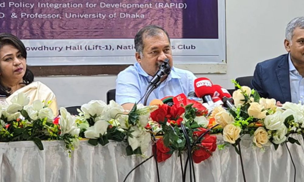 রপ্তানি খাতকে অগ্রাধিকার দিয়ে অর্থনীতিকে সাজাতে হবে : তথ্যমন্ত্রী