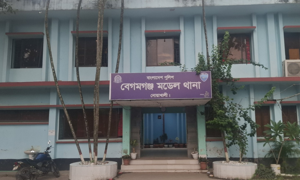 নোয়াখালীতে সিএনজি-কাভার্ডভ্যান সংঘর্ষে আলিম পরীক্ষার্থীর মৃত্যু, আহত ৪