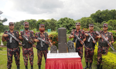 দিনাজপুরে কোটি টাকার দুষ্প্রাপ্য প্রত্নবস্তু উদ্ধার