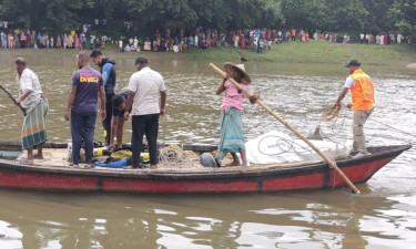 মান্নত পূরণ করতে নদী পার হতে গিয়ে গৃহবধূর মৃত্যু