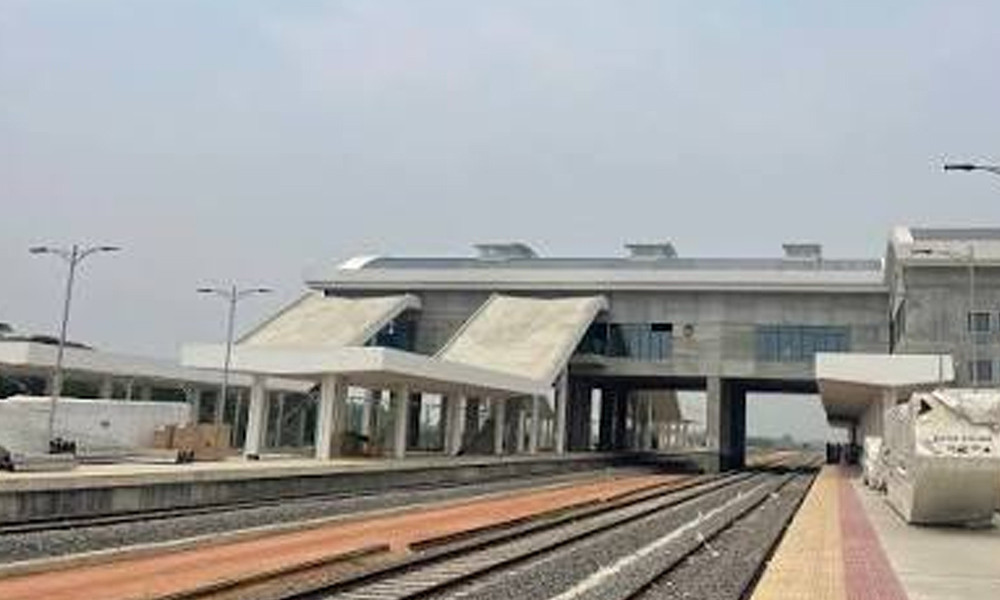 ভাঙ্গায় ট্রেনে কাটা পড়ে প্রাণ গেল গৃহবধূর
