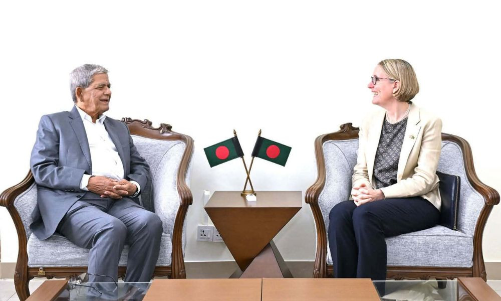 গণতন্ত্র শক্তিশালীকরণে যুক্তরাজ্যের সহযোগিতার আশ্বাস
