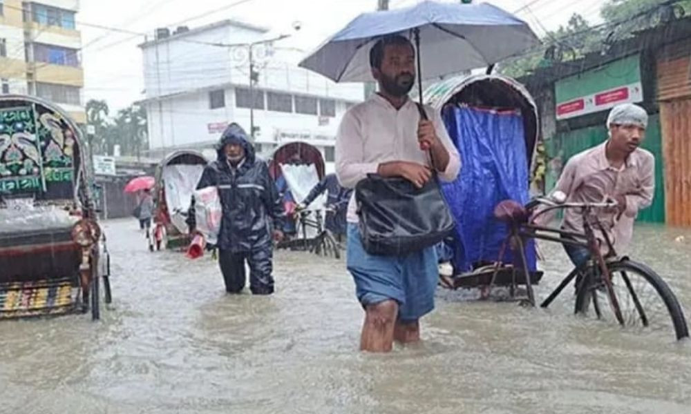 চট্টগ্রামে ৪২ বছরের মধ্যে সর্বোচ্চ বৃষ্টিপাত রেকর্ড