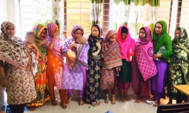 সিরাজগঞ্জে ছিনতাইচক্রের ১১ নারী সদস্য গ্রেপ্তার
