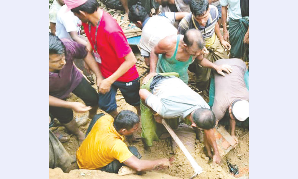 উখিয়ায় পাহাড়ধসে ৮ শিক্ষার্থী নিহত