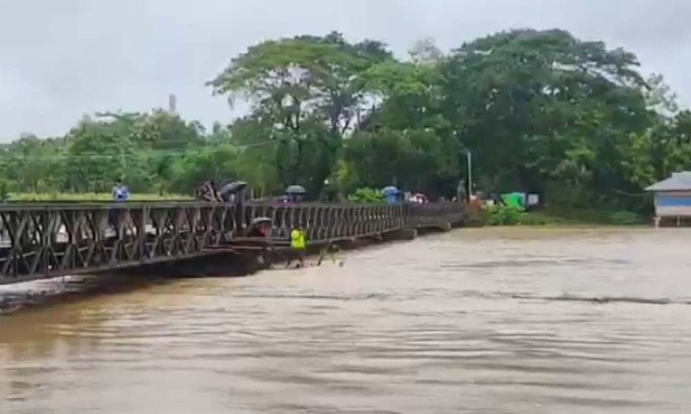 খাগড়াছড়িতে ৩ সড়কে যান চলাচল বন্ধ, অচল রাঙামাটি সড়ক