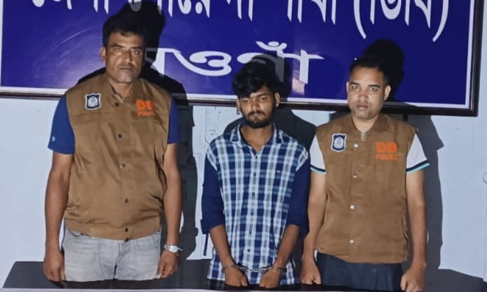 নওগাঁয় বাবাকে হত্যার অভিযোগে ছেলে গ্রেপ্তার