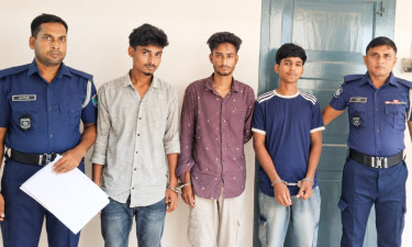 ঝিনাইদহে পৃথক অভিযানে মাদকসহ ৩ জন গ্রেপ্তার