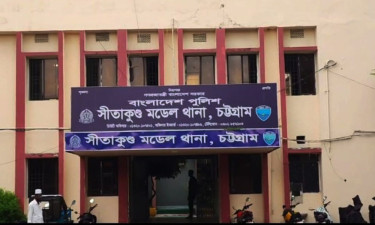 সীতাকুণ্ডে মা-মেয়েকে বেঁধে রেখে স্বর্ণ ও টাকা লুট