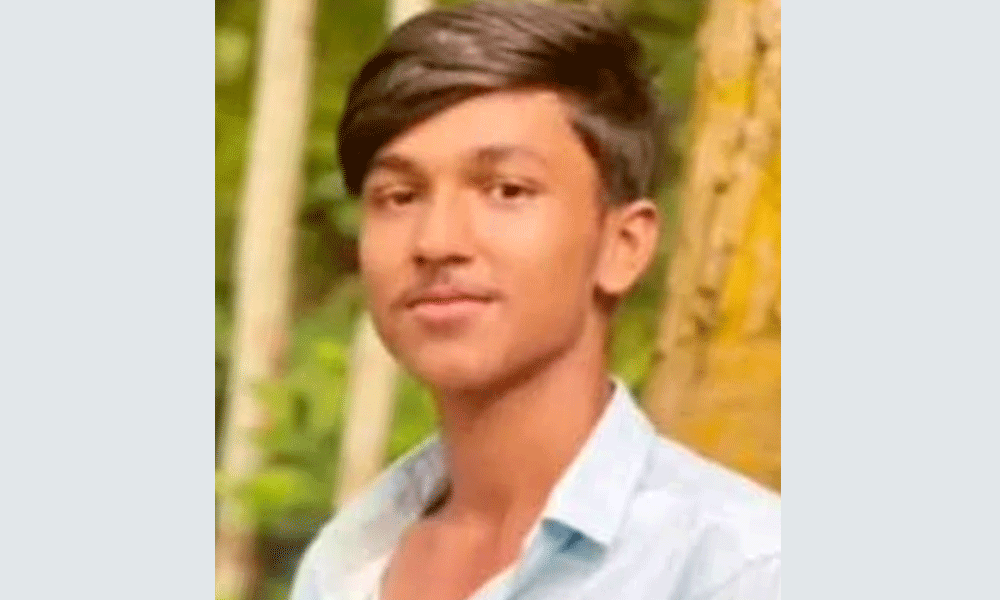 চন্দনাইশে বন্যার স্রোতে ভেসে নিখোঁজ কিশোর, মিলল মরদেহ