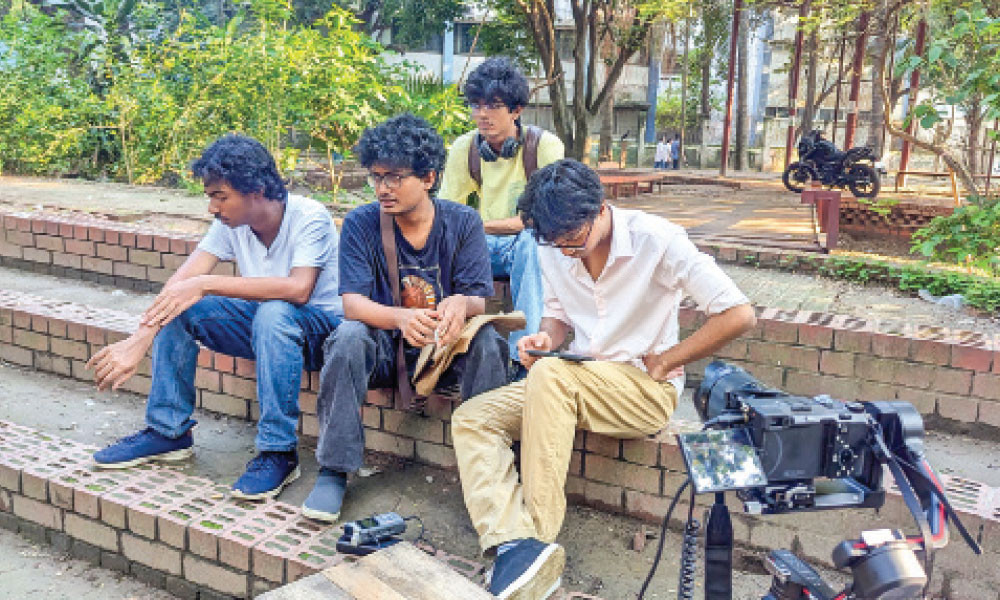 গণ-অর্থায়নে তথ্যচিত্র ‘জুলাই ডায়েরিজ’