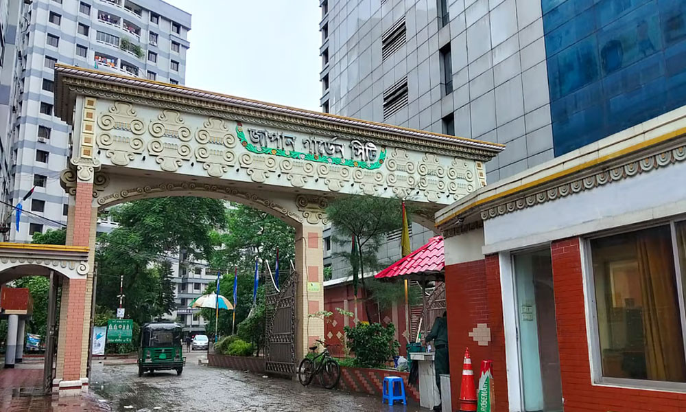 চার দিন পর জাপান গার্ডেন সিটিতে ফিরল বিদ্যুৎ