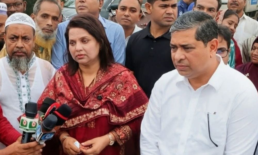 ২০ বছর পর আমিনবাজার-হেমায়েতপুর সড়ক দুর্গন্ধমুক্ত
