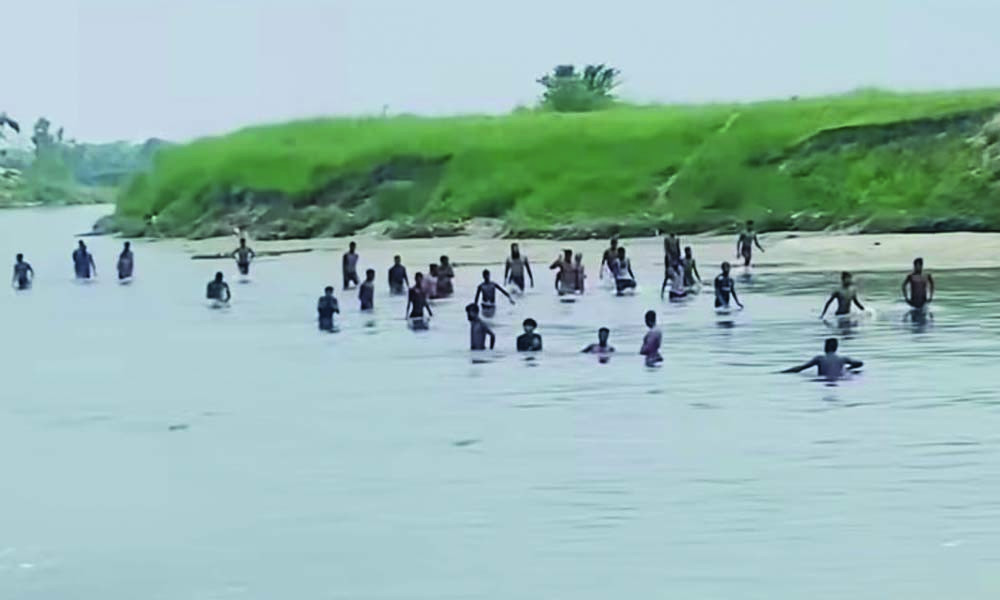 এক দিনে নদী ও পুকুরে ডুবে বৃদ্ধ-শিশুসহ দুজনের মৃত্যু