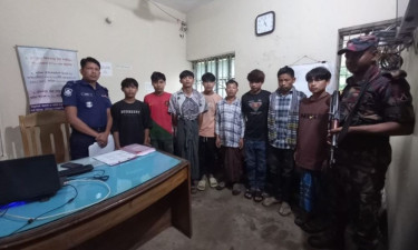 ঘুমধুম সীমান্ত দিয়ে অনুপ্রবেশের চেষ্টা, আটক ৮ মায়ানমার নাগরিক