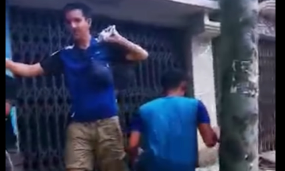 ভারি বর্ষণ ও পাহাড়ি ঢলে পানিবন্দি বান্দরবানবাসীর পাশে বসুন্ধরা শুভসংঘের ত্রাণ সহায়তা